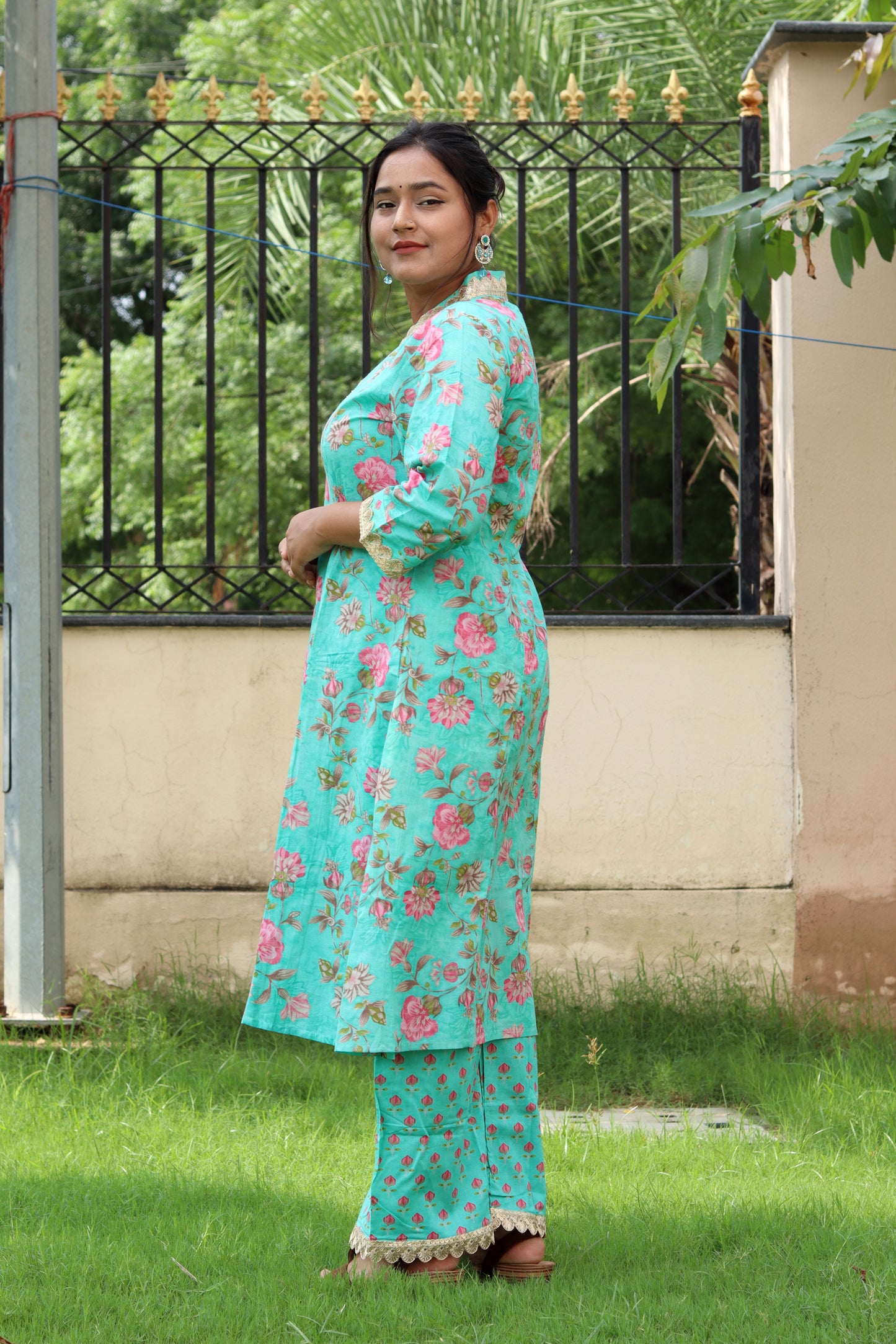 Aqua Floral Cotton Kurta Set – Ethnic Elegance for Everyday Wear