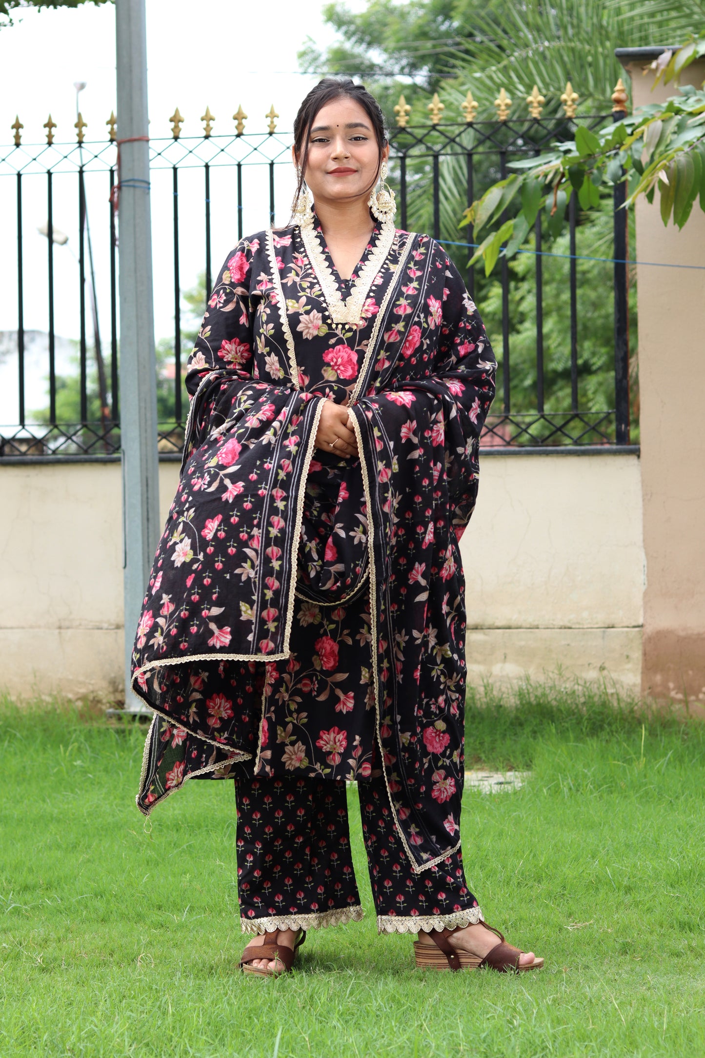 Black Floral Cotton Kurta Pant Dupatta Set – Elegant Ethnic Charm